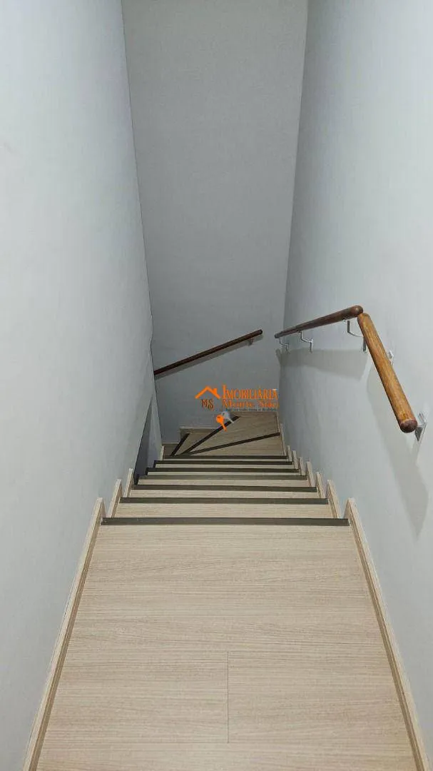 Imagem Sobrado com 2 dormitórios à venda, 80 m² por R$ 370.000,00 - Jardim Oliveira - Guarulhos/SP