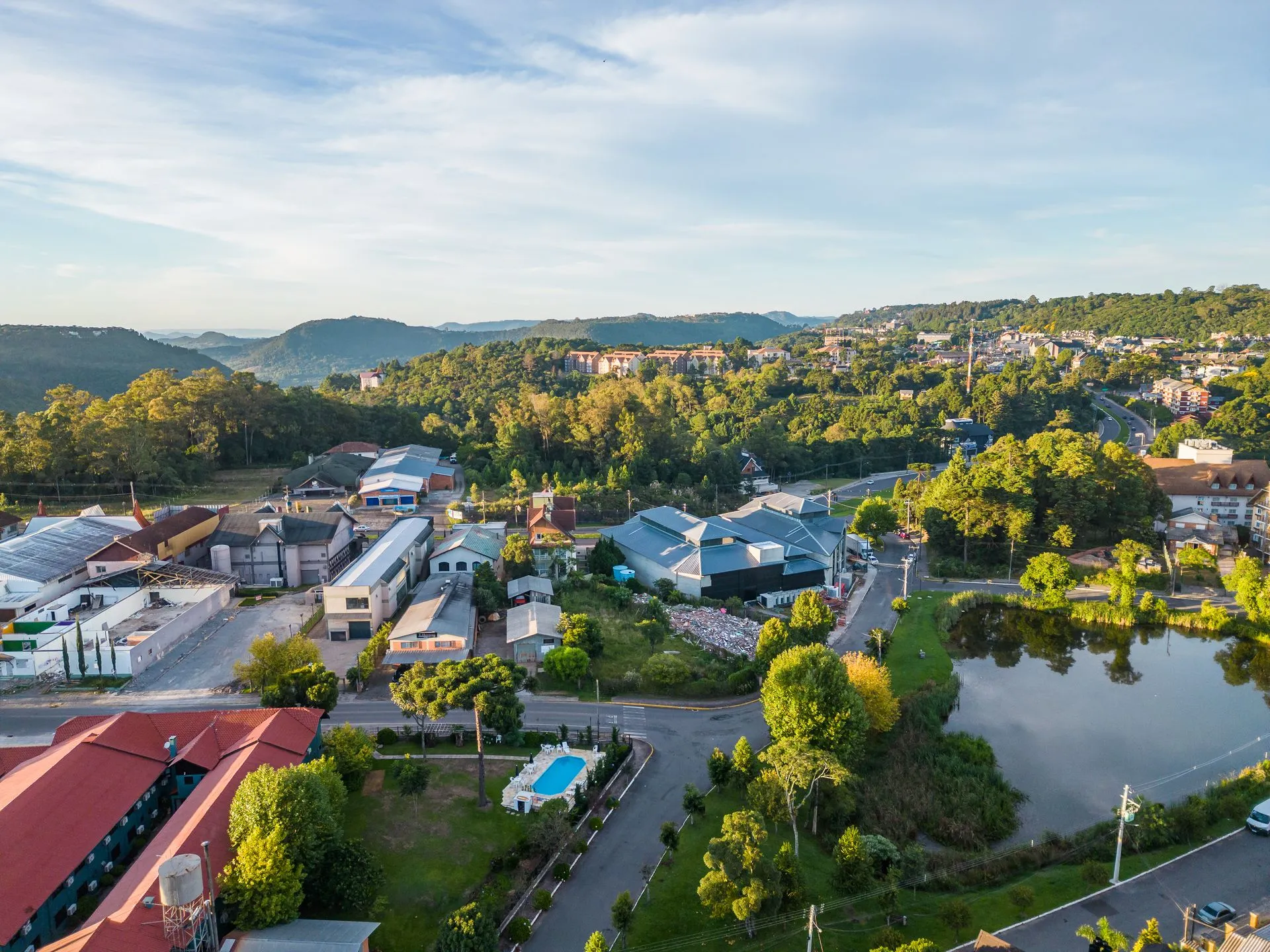 Imagem Lote à venda em Gramado, Carniel, 180.73m2
