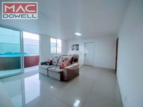 Imagem Cobertura linear de 215m² com duas vagas - Santa Rosa - Niterói /RJ