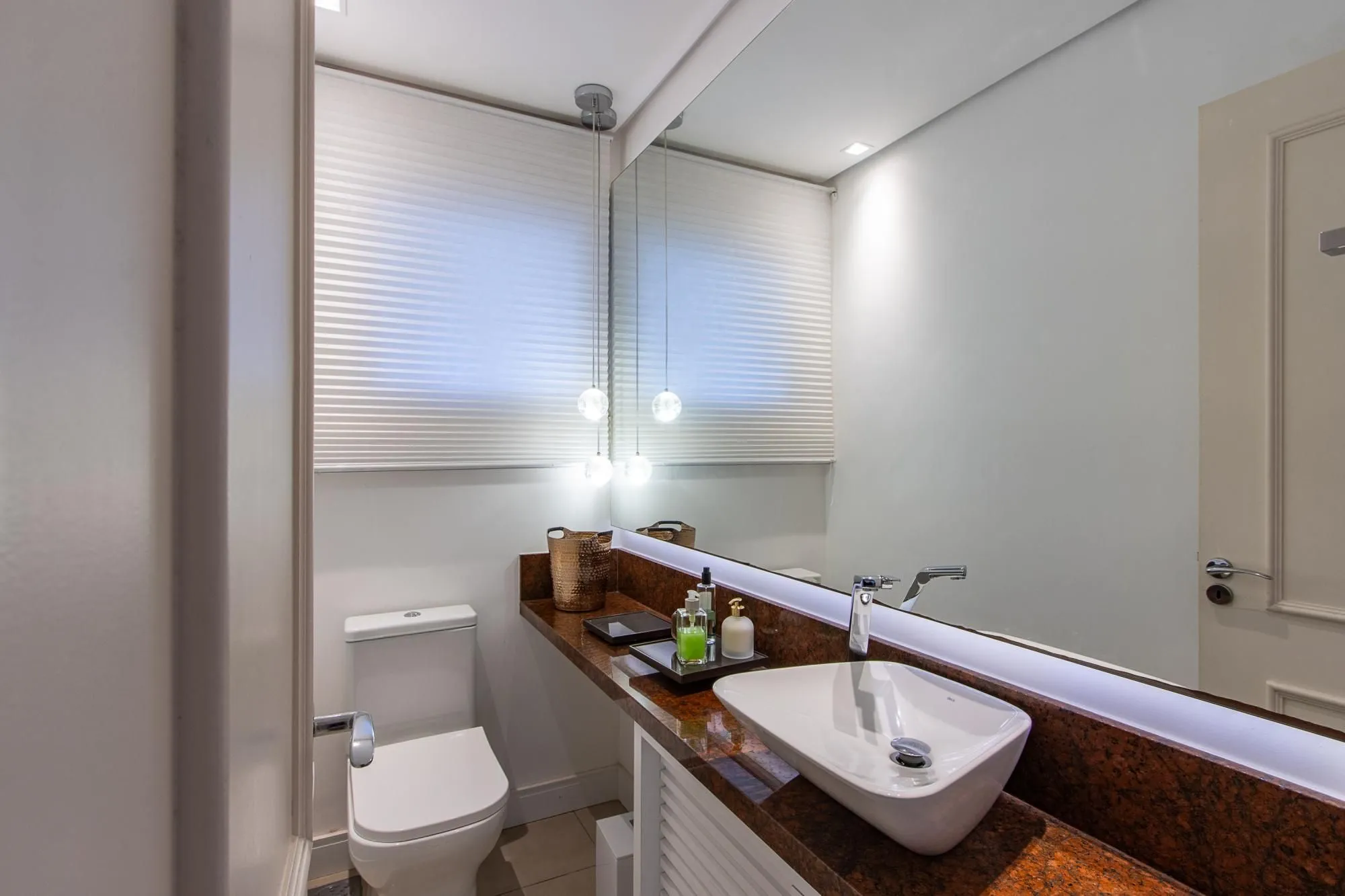 Imagem Casa no Condominio Terra Ville, com 3 quartos, piscina aquecida, espera elevador