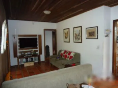 Imagem Casa para Venda - 174m², 3 dormitórios, sendo 1 suites, Belém Novo