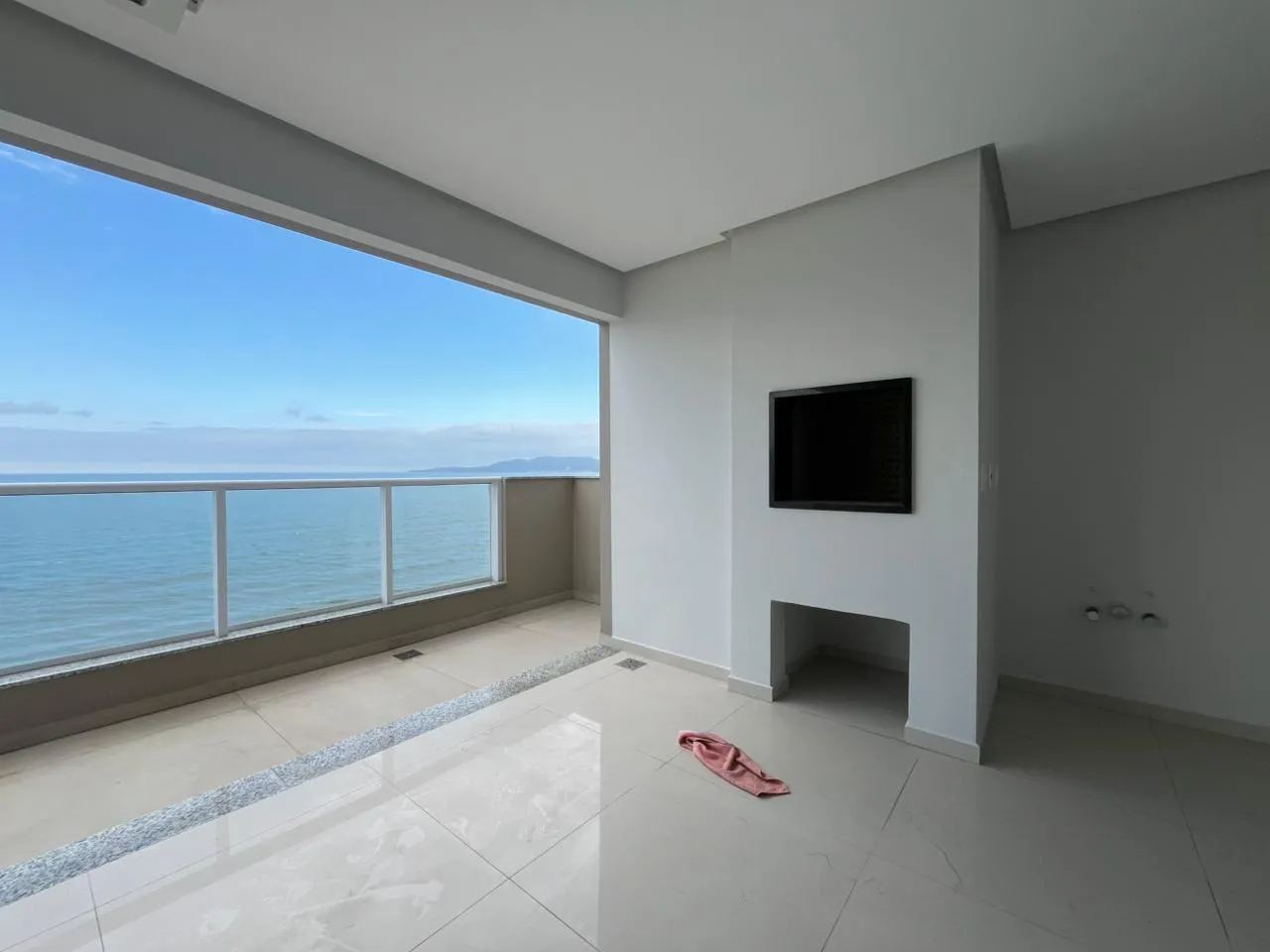 Imagem Apartamento com vista para o mar à venda com 192.84m2 por R$ 9.500.000,00