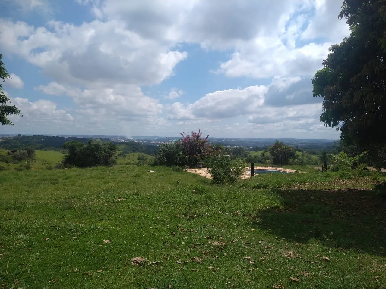 Imagem Vende-se esta área com 89 mil metros em Brigadeiro Tobias