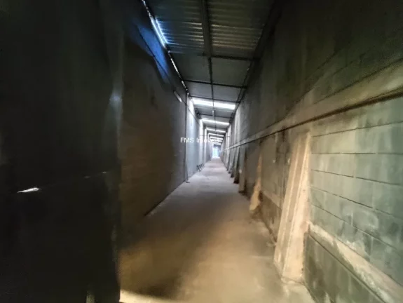 Imagem Galpão com 2500m2 em Itaquaquecetuba/SP