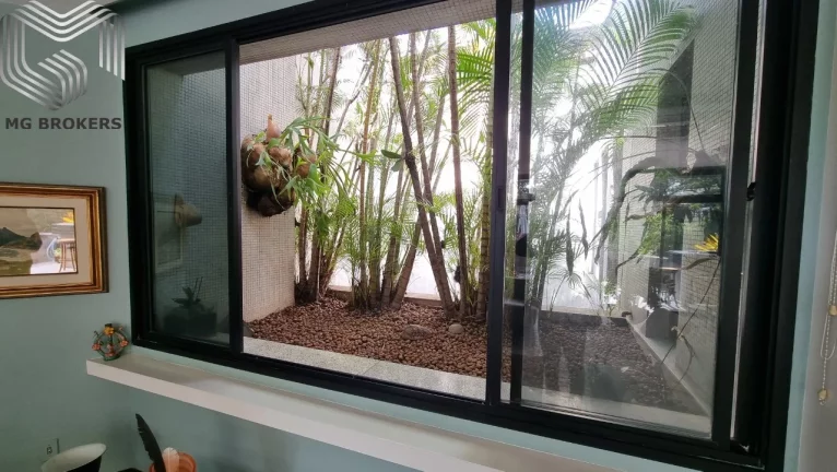 Imagem Cobertura Impecável de 3 Quartos na Barra da Tijuca-RJ: 2 Suítes, 3 Salas, 6 Banheiros, 4 Vagas, 364m²