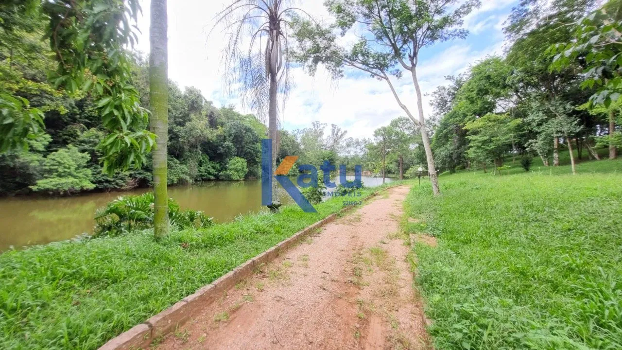 Imagem Excelente terreno à venda no Condomínio Residencial dos Lagos. Com uma área total de 850 m² e to...