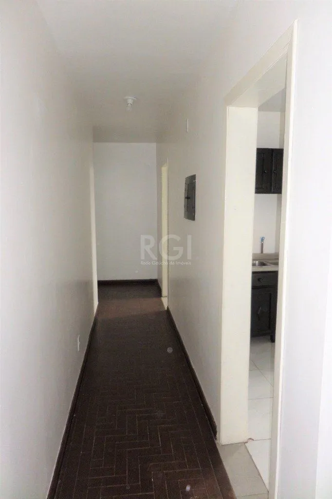 Imagem Casa no bairro Jardim Botânico de 3 dormitórios e 2 vagas