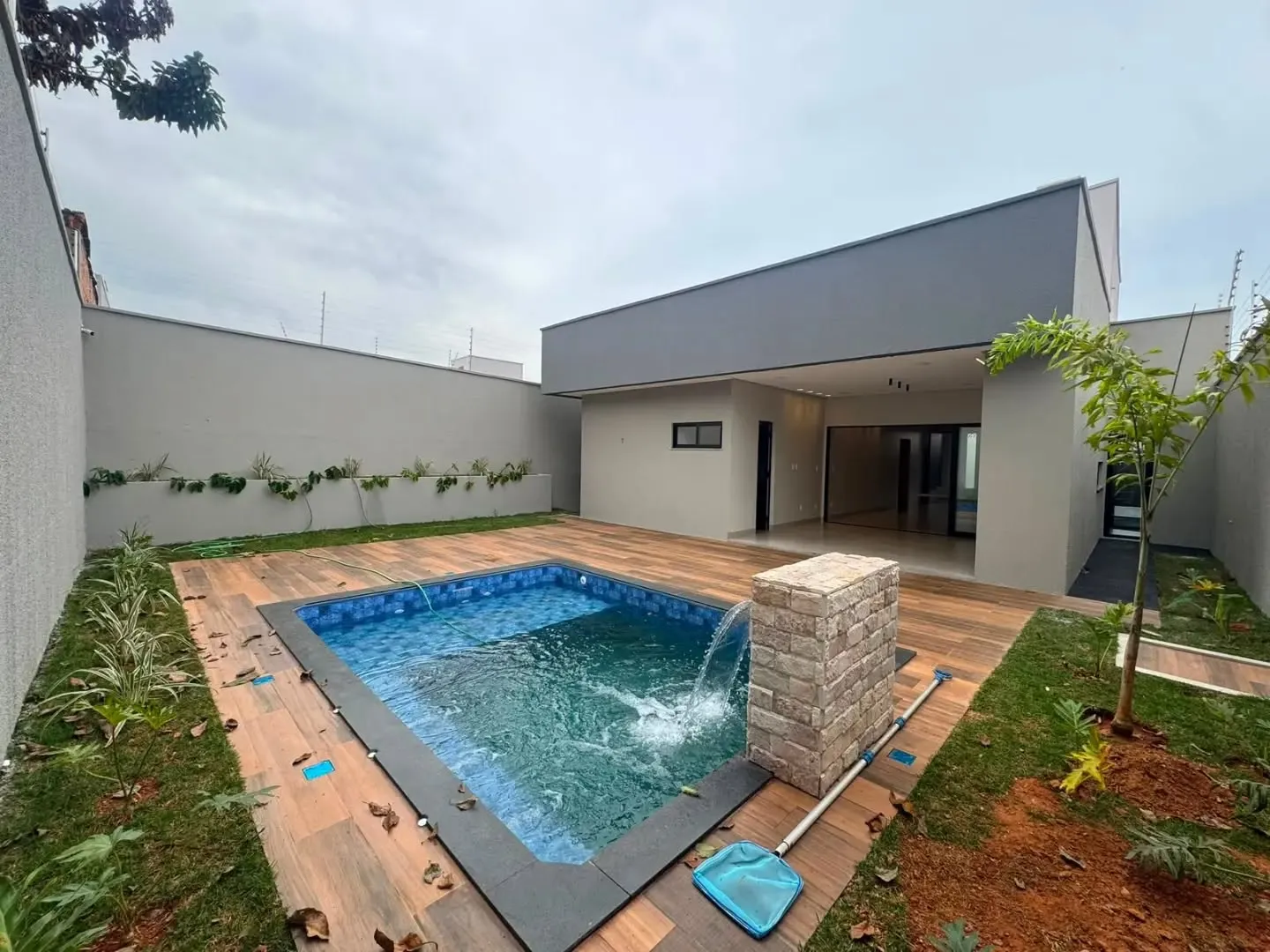 Imagem Casa 3 Suites Sozinha No Lote No Cidade Satelite Sao Luiz
