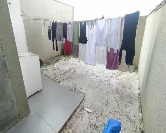 Imagem Sobrado em condomínio, 03 quartos, 02 vagas no Atuba/Tingui em Curitiba PR
