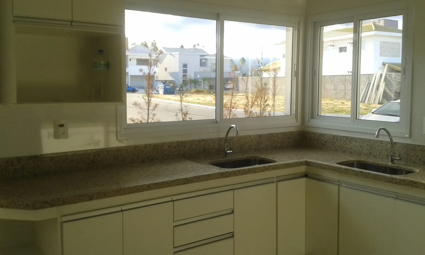 Imagem Casa à venda e locação 4 Quartos, 4 Suites, 5 Vagas, 790M², Condomínio Real Ville, Pindamonhangaba - SP | Condomínio Real Ville