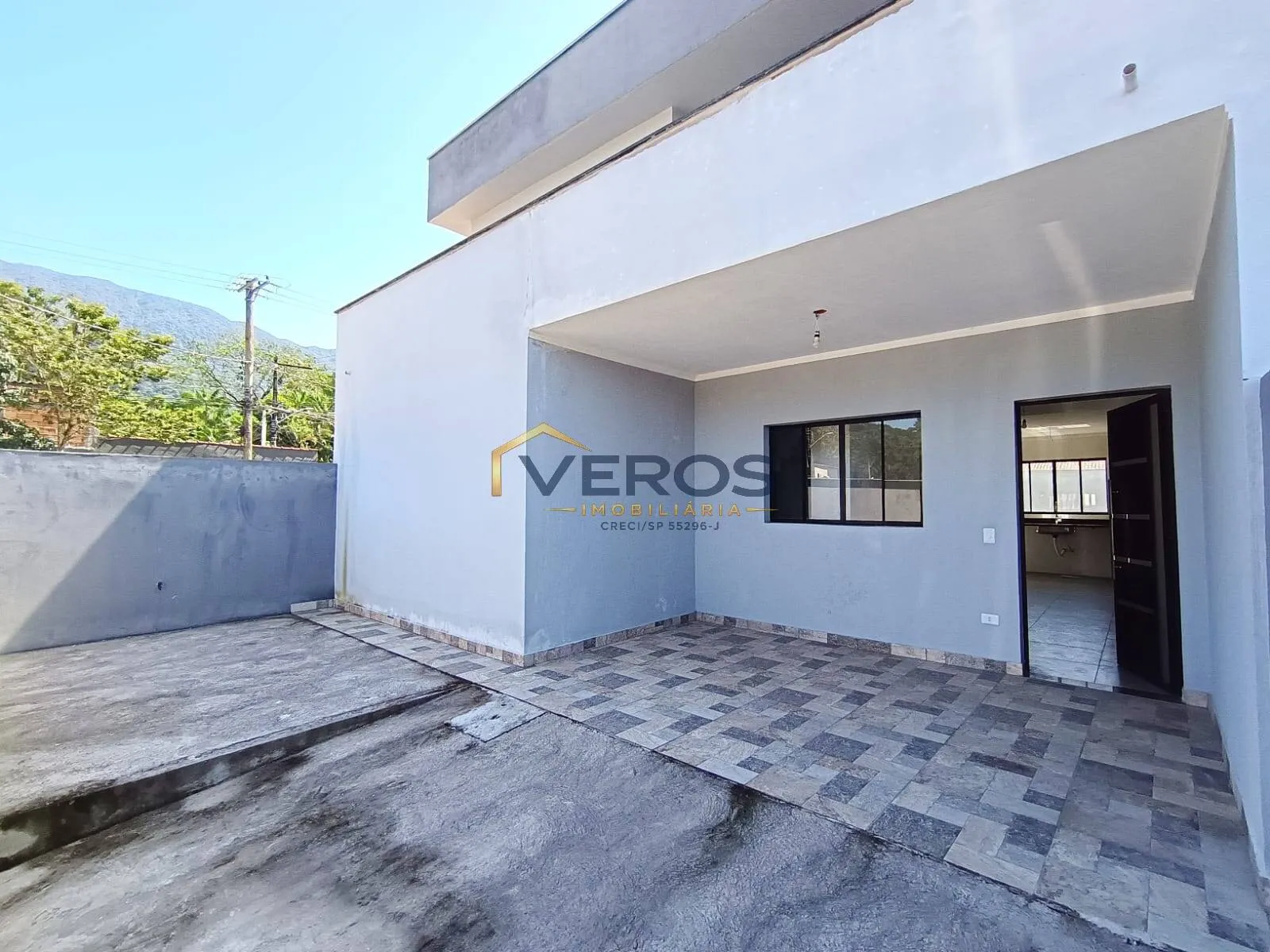 Imagem Casa Nova a venda com 3 quartos perto da praia Massaguaçu em Caraguatatuba