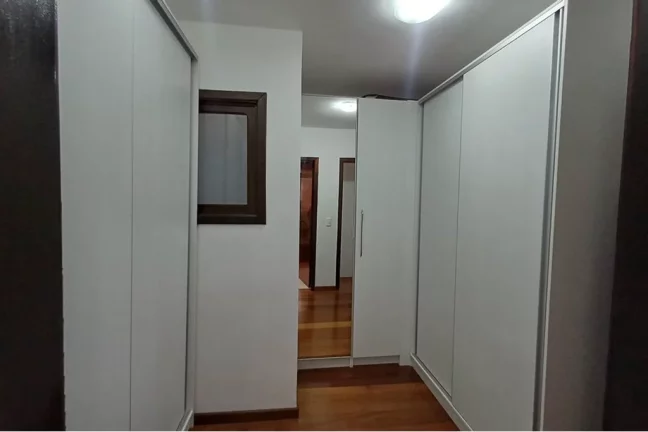 Imagem Casa para venda no bairro Jardim do Salso em Porto Alegre