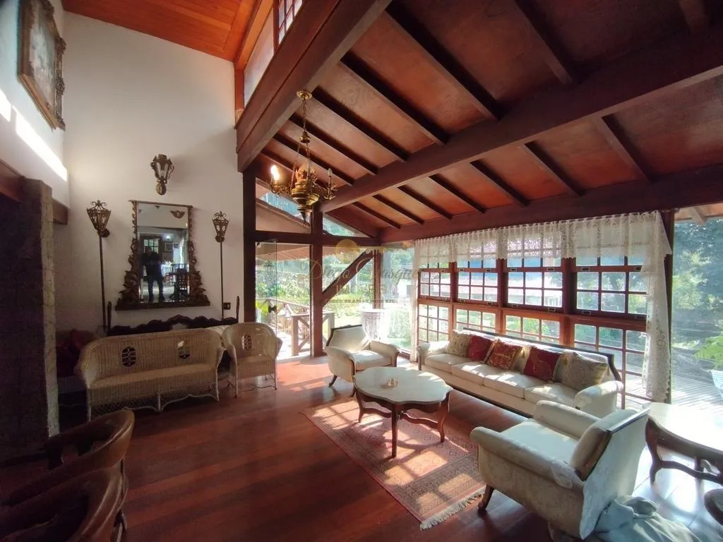 Imagem Casa para Venda em Teresópolis / RJ no bairro Parque do Ingá
