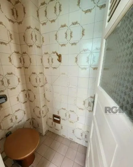 Imagem Apartamento no Passo D'areia de 2 dormitórios e vaga desocupado