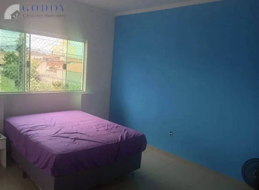 Imagem Casa Ampla com 3 Dormitórios e Excelente Área Externa