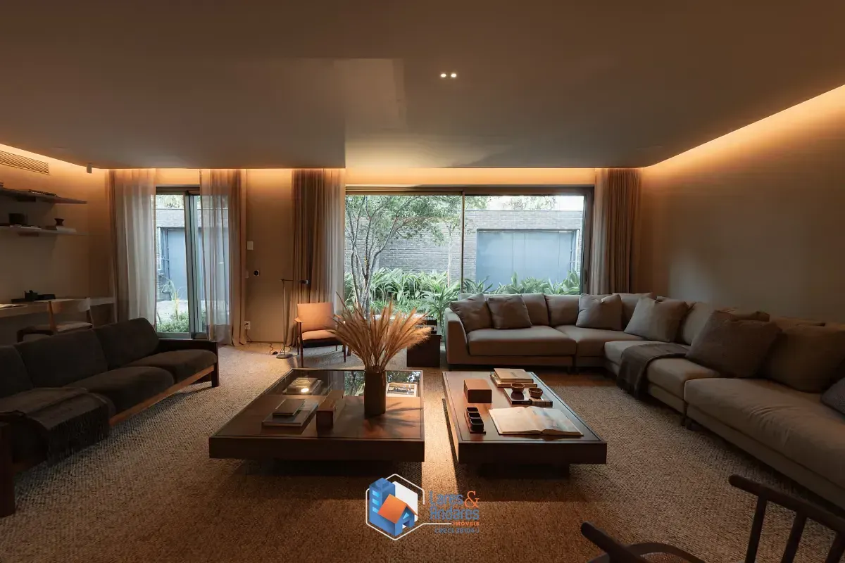 Imagem Casa para venda em Alto de Pinheiros com 4 quartos, sendo 4 suítes, 701m²
