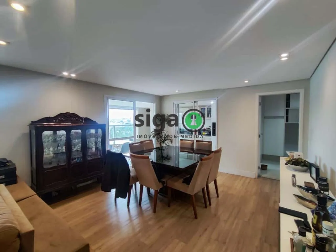 Imagem Apartamento de 185 metros 4 dormitórios 2 suítes 2 vagas