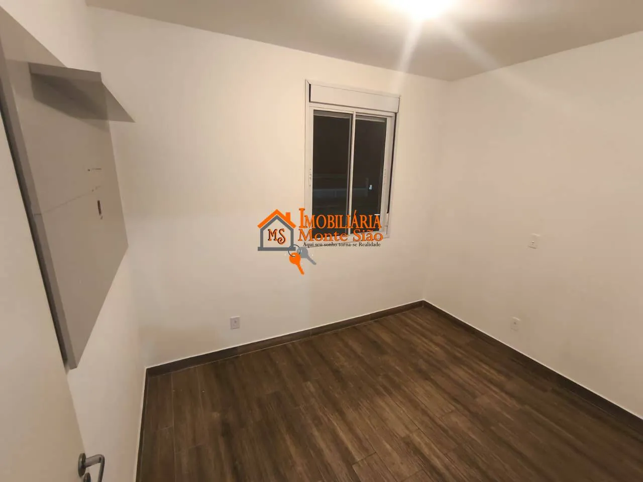 Imagem Sobrado com 2 dormitórios para alugar, 54 m² por R$ 2.614,00/mês - Água Chata - Guarulhos/SP