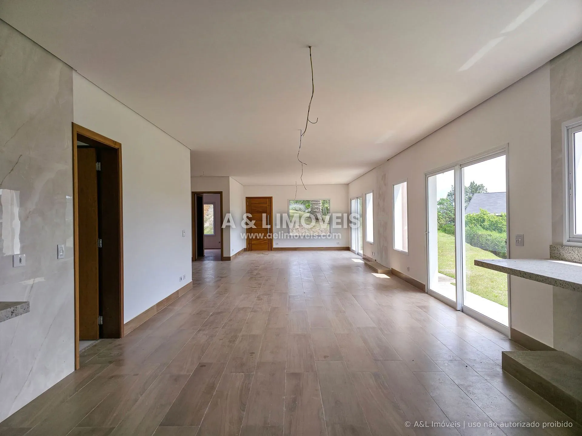 Imagem Casa com 5 dorms em Campos do Jordão e suíte com vista para Pedra do Baú