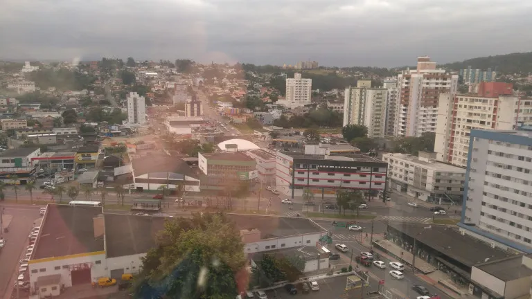 Imagem Apartamento com 2 Quartos à Venda, 82 m² em Centro - Criciúma