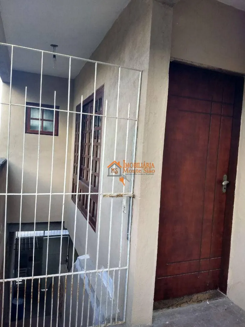 Imagem Sobrado com 3 dormitórios à venda, 245 m² por R$ 424.000,00 - Jardim Santa Lídia - Guarulhos/SP
