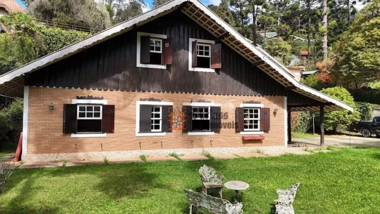 Imagem Casa com 5 dormitórios à venda, 223 m² por R$ 1.300.000 - Alto Do Capivari - Campos do Jordão/SP
