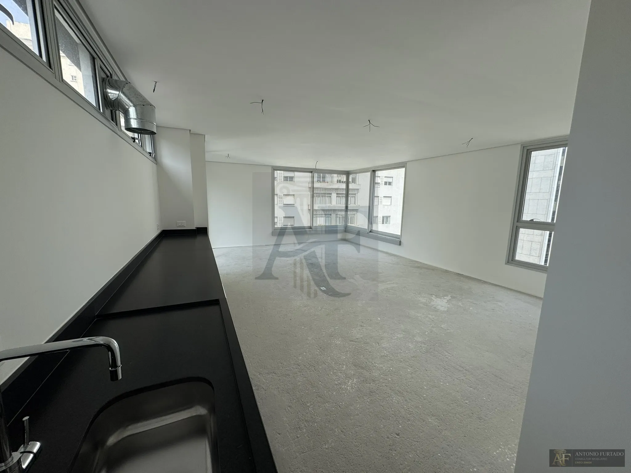 Imagem Apartamento à venda em Itaim Bibi, São Paulo
