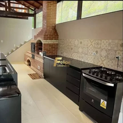 Imagem UM PARAÍSO EM MEIO A MATA ATLÂNTICA. CASA DE CAMPO MODERNA ALTO PADRÃO MOBILIADA COM PORTEIRA FECHADA.
