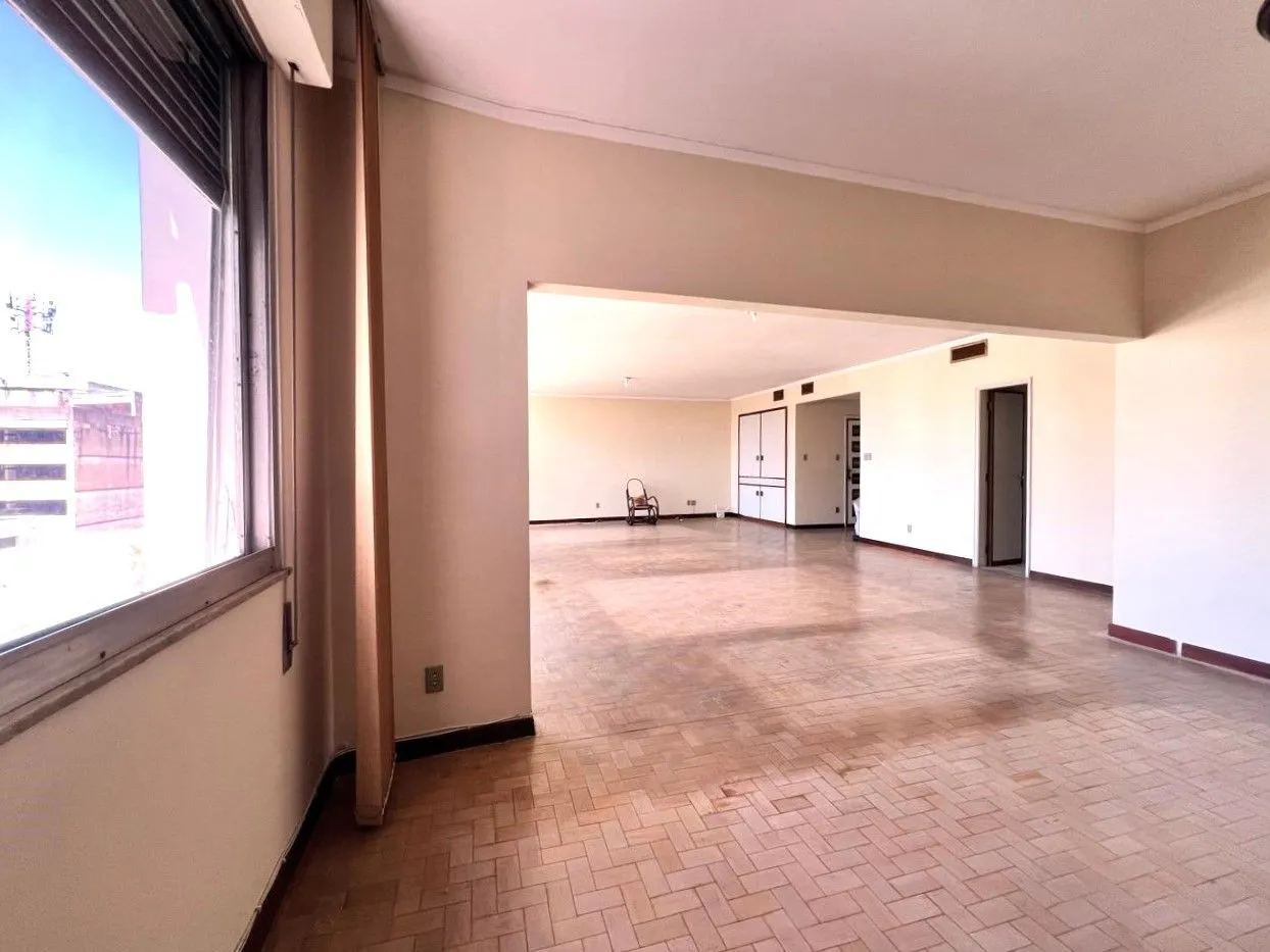Imagem Apartamento 3 dormitórios com vaga em frente a Santa Casa