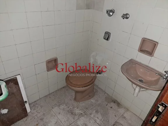Imagem Loja Comercial para locação com pacote R$4.500,00 no Bairro Centro em Santos