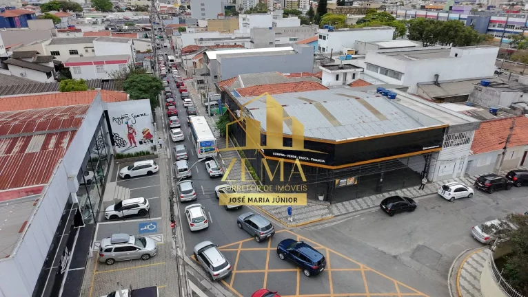 Imagem Ponto Comercial 700 m2, Área Central, Esquina, Coberto. Escritórios