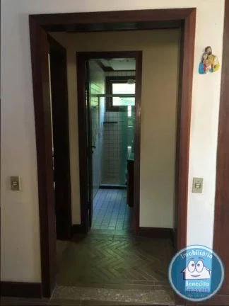 Imagem Vendo casa bem localizada em Porto Seguro Village II