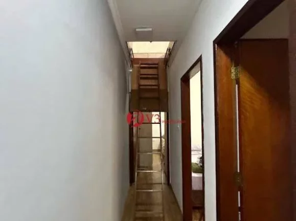Imagem Sobrado a venda no Jardim Iva 3 Dormitórios sendo 1 Suíte, 2 Vagas, 222 m