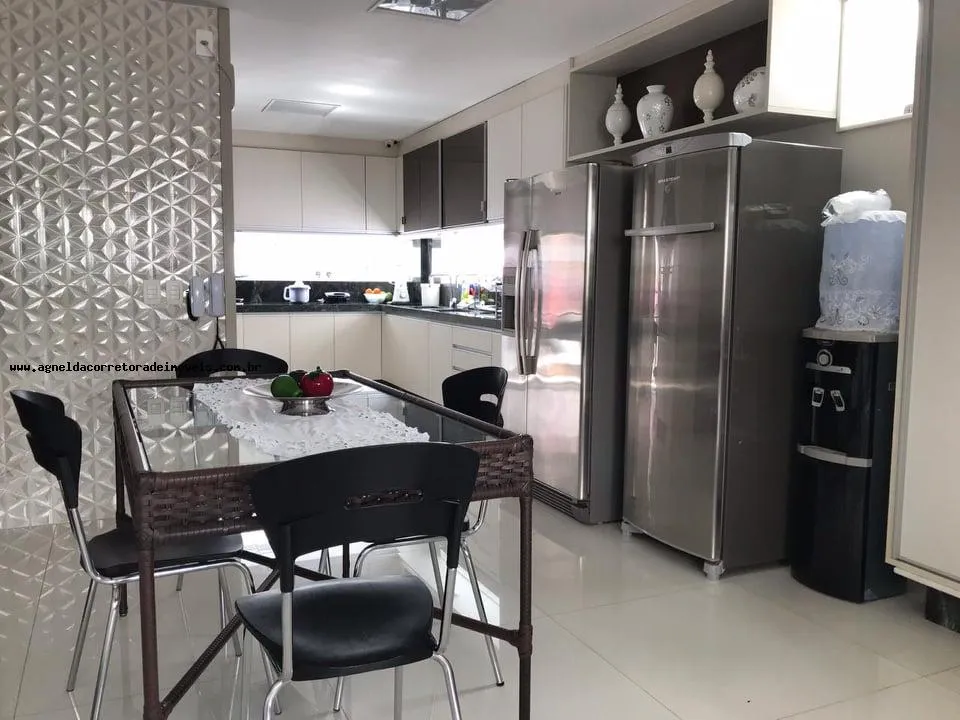 Imagem Casa em Condomínio para Venda em Natal, Candelária, 4 dormitórios, 4 suítes, 6 banheiros, 4 vagas