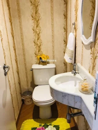 Imagem Apartamento à venda na Vila Andrade, São Paulo-SP: 3 quartos, 1 suíte, 3 salas, 3 banheiros, 2 vagas e 200m² de área.