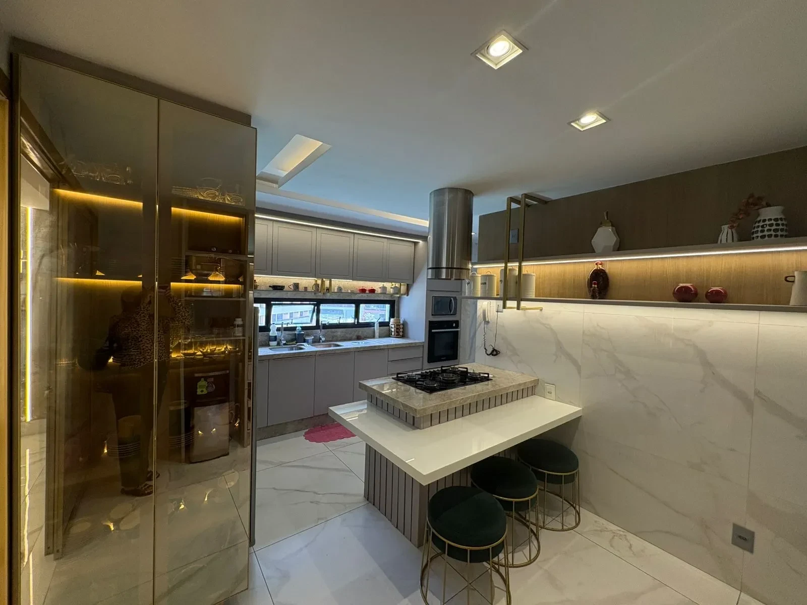 Imagem Apartamento com 3 Quartos à Venda, 225 m² em Meireles - Fortaleza