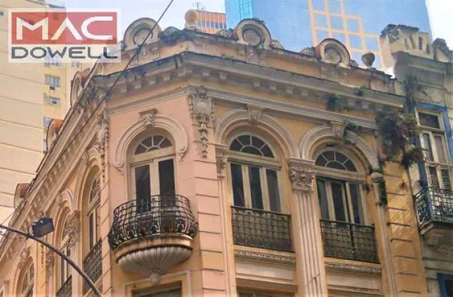 Imagem Prédio Comercial de 565 m² com 3 andares - Centro/RJ