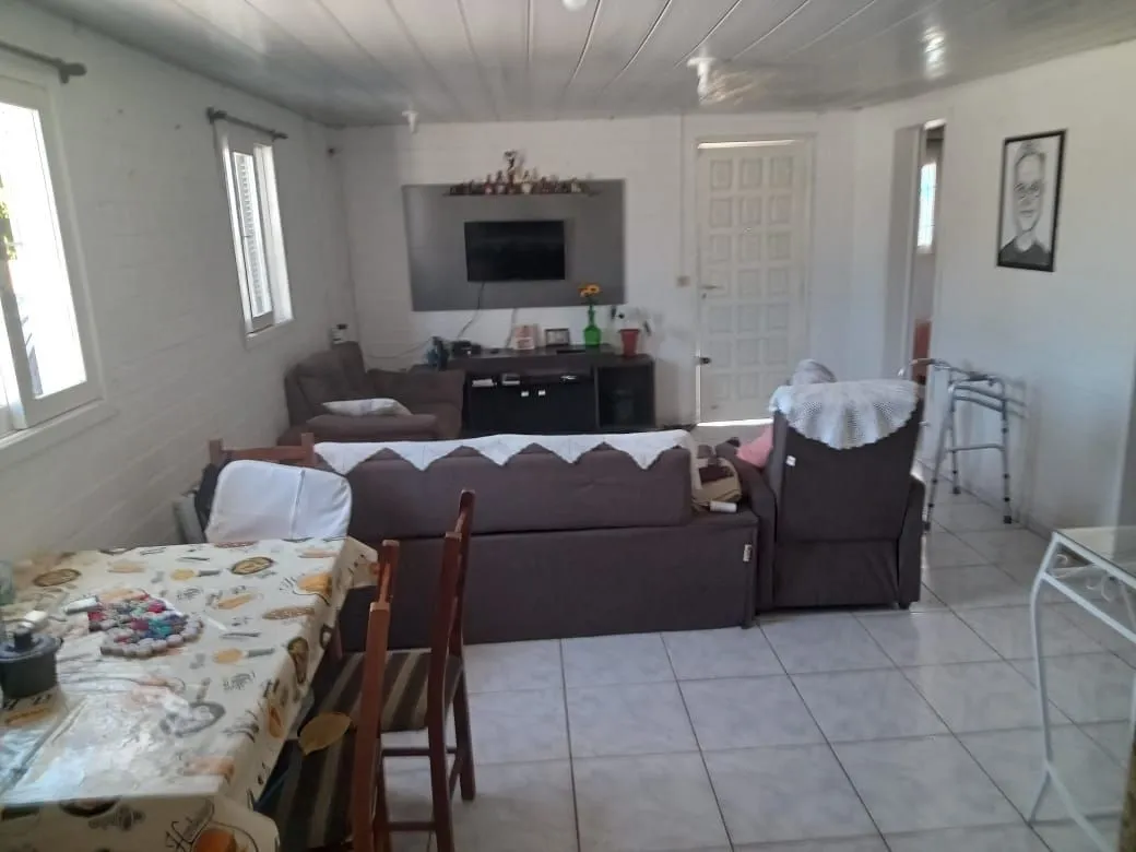 Imagem Casa 2 dormitórios, 1 suíte, 2 vagas