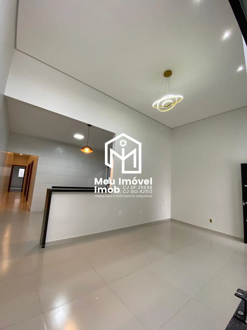 Imagem Casa 03 Quartos 1 Suíte 3 Vagas 120m² Luziânia/GO