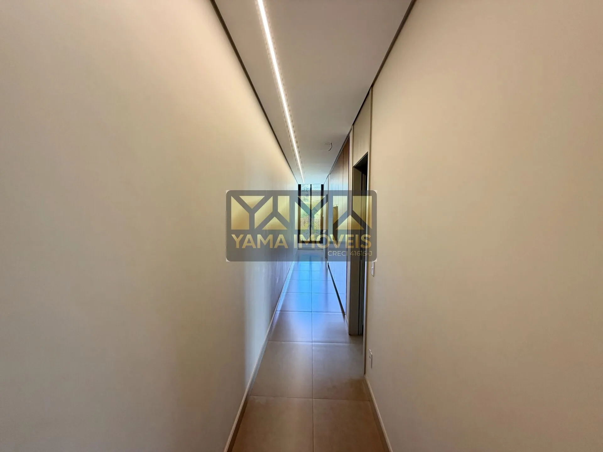 Imagem Alphaville 2 - Casa à venda no bairro Residencial e Empresarial Alphaville - Ribeirão Preto/SP