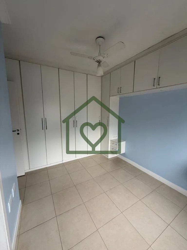 Imagem Vendo excelente apartamento semi mobiliado, poucos metros do Medplex, conta com 89 m² de área úti...