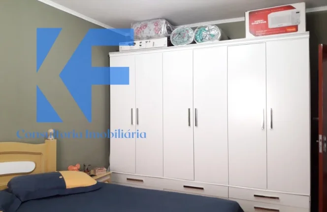 Imagem Seja bem-vindo ao seu novo lar! Apresentamos um imóvel encantador que vai conquistar você e sua família. Com uma sala ampla e aconchegante, você ter