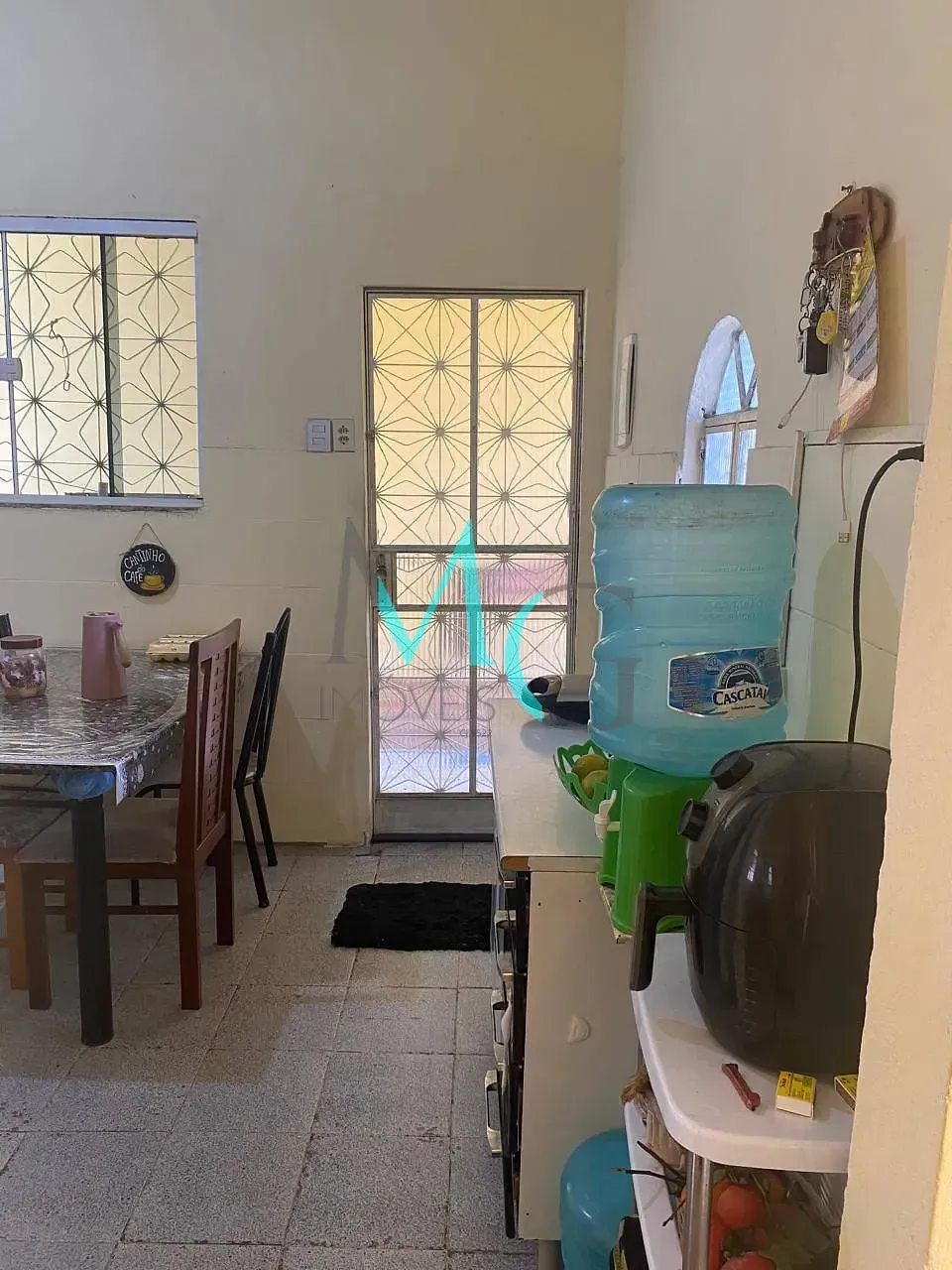Imagem Excelente casa duplex à venda, em Paciência com 2quartos sendo suítes, rodeado pela natureza.