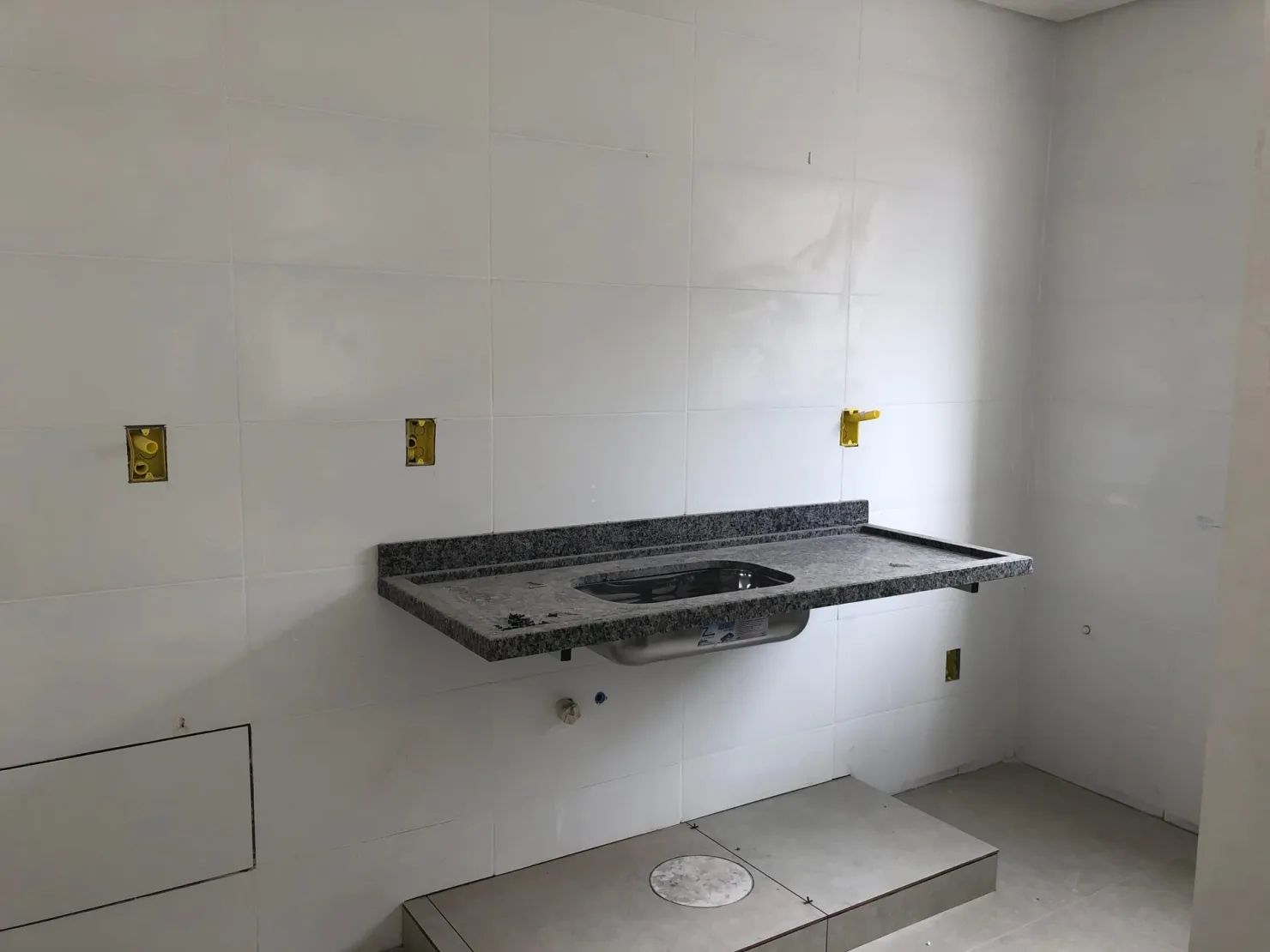 Imagem Apartamento à venda 1 Suite, 1 Vaga, 474.72M², Conjunto Habitacional Terra dos Ipês W, Pindamonhangaba - SP | Edifício Orquídea