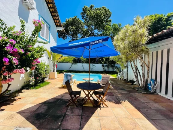 Imagem Linda Casa de Temporada com 6 quartos, sendo 5 suítes em Praia do Canto, Armação do Búzios - RJ