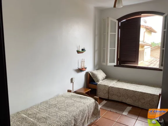 Imagem LINDA CASA 200 METROS DA PRAIA