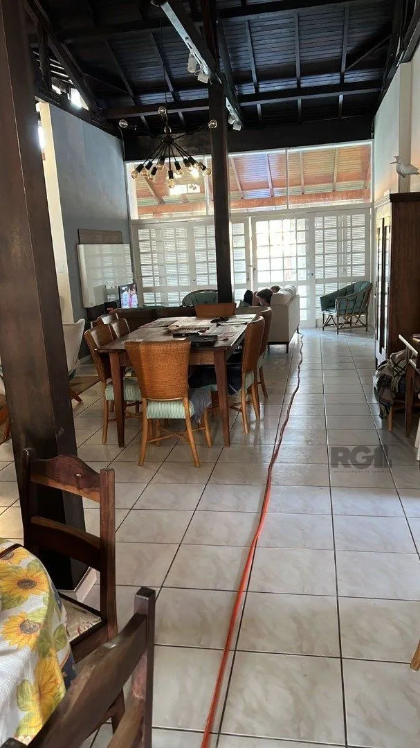 Imagem Casa em Atlântida