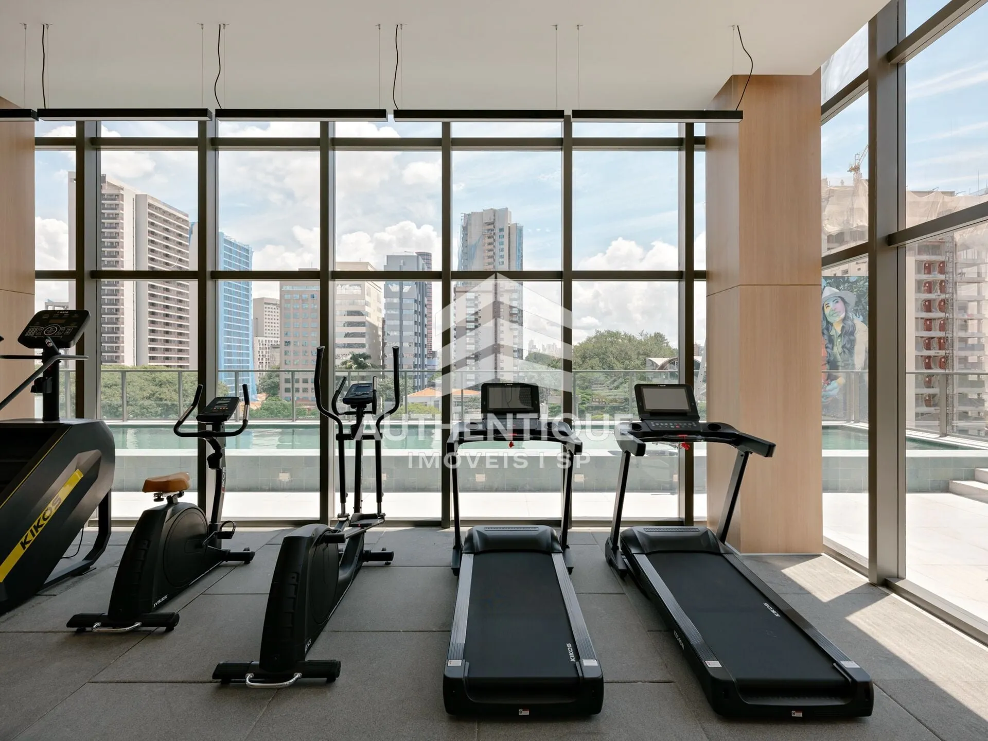 Imagem 737 PEDROSO PINHEIROS - Apartamento à venda em São Paulo/SP