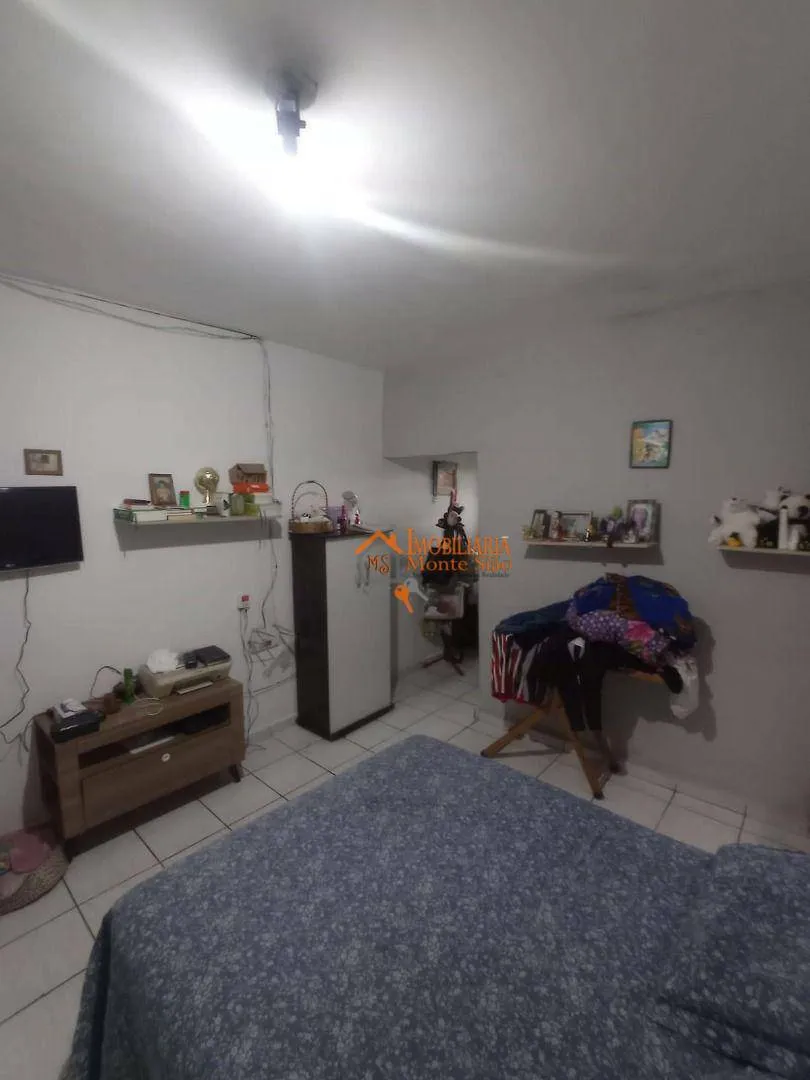 Imagem Casa com 2 dormitórios à venda, 200 m² por R$ 350.000,00 - Cidade Soberana - Guarulhos/SP
