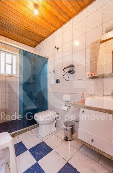 Imagem Casa 3 dormitórios à venda Menino Deus Porto Alegre/RS